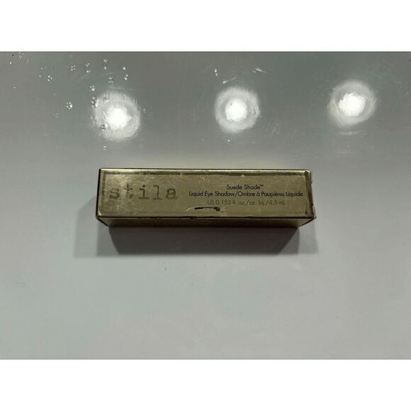 Stila Suede Shade Liquid Eye Shadow in Sheer Pewter - Picture 1 of 2